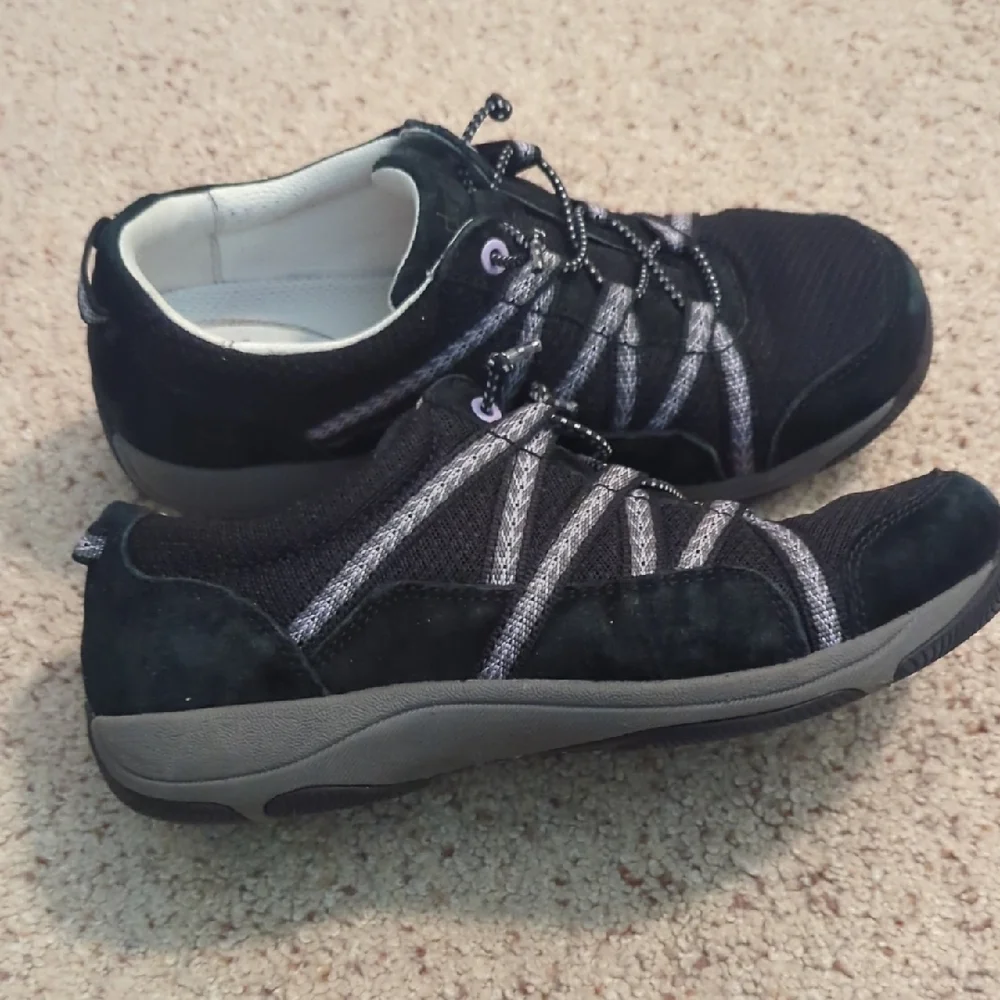 Size 37 Dansko Black and White Athletic Shoes HIKING SLIP ONS Gorp core